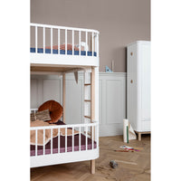 oliver-furniture-wood-bunk-bed-ladder-front-white- (9)