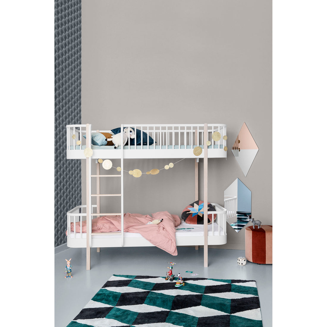 oliver-furniture-wood-bunk-bed-ladder-front-white- (11)