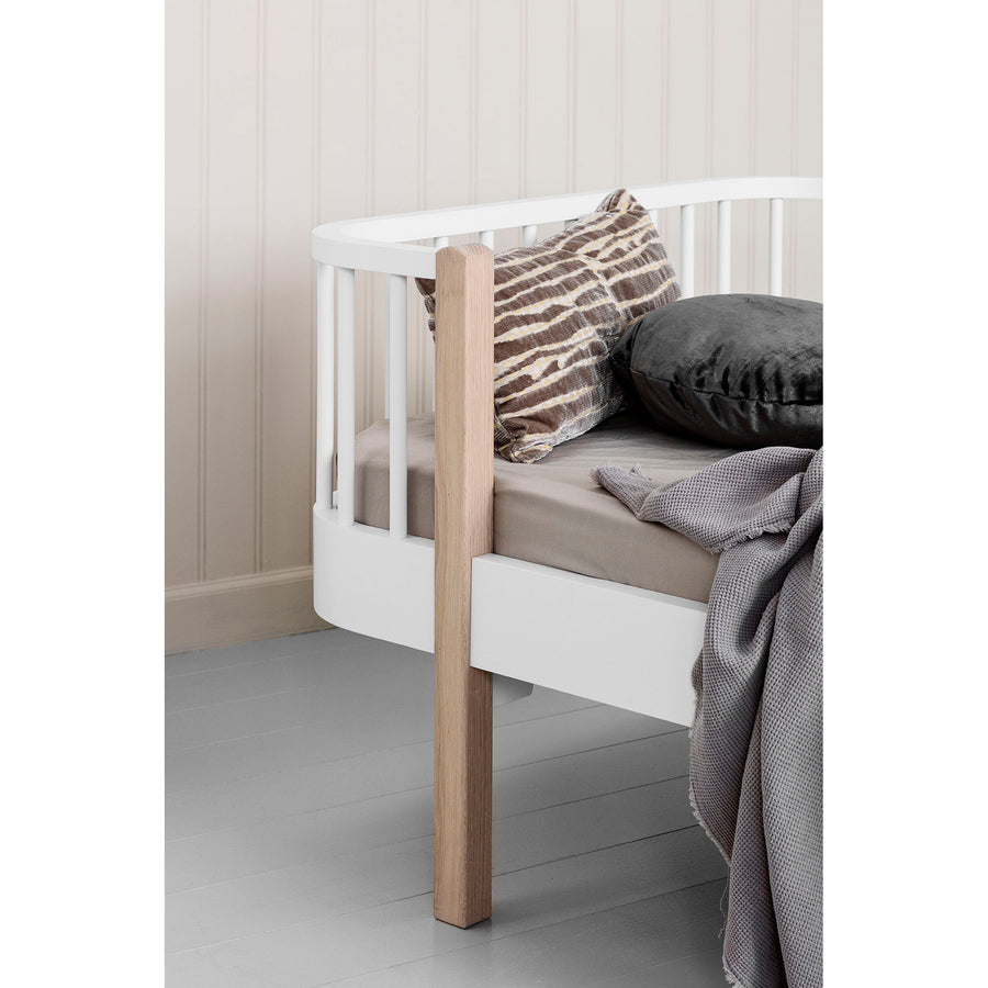 oliver-furniture-wood-day-bed-white- (13)