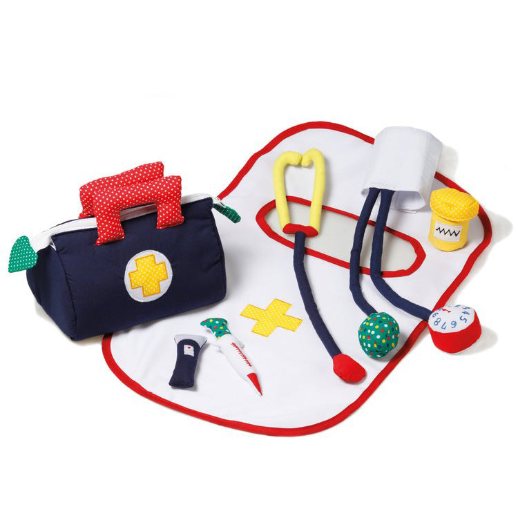 oskar-and-ellen-doctor's-bag-international- (1)