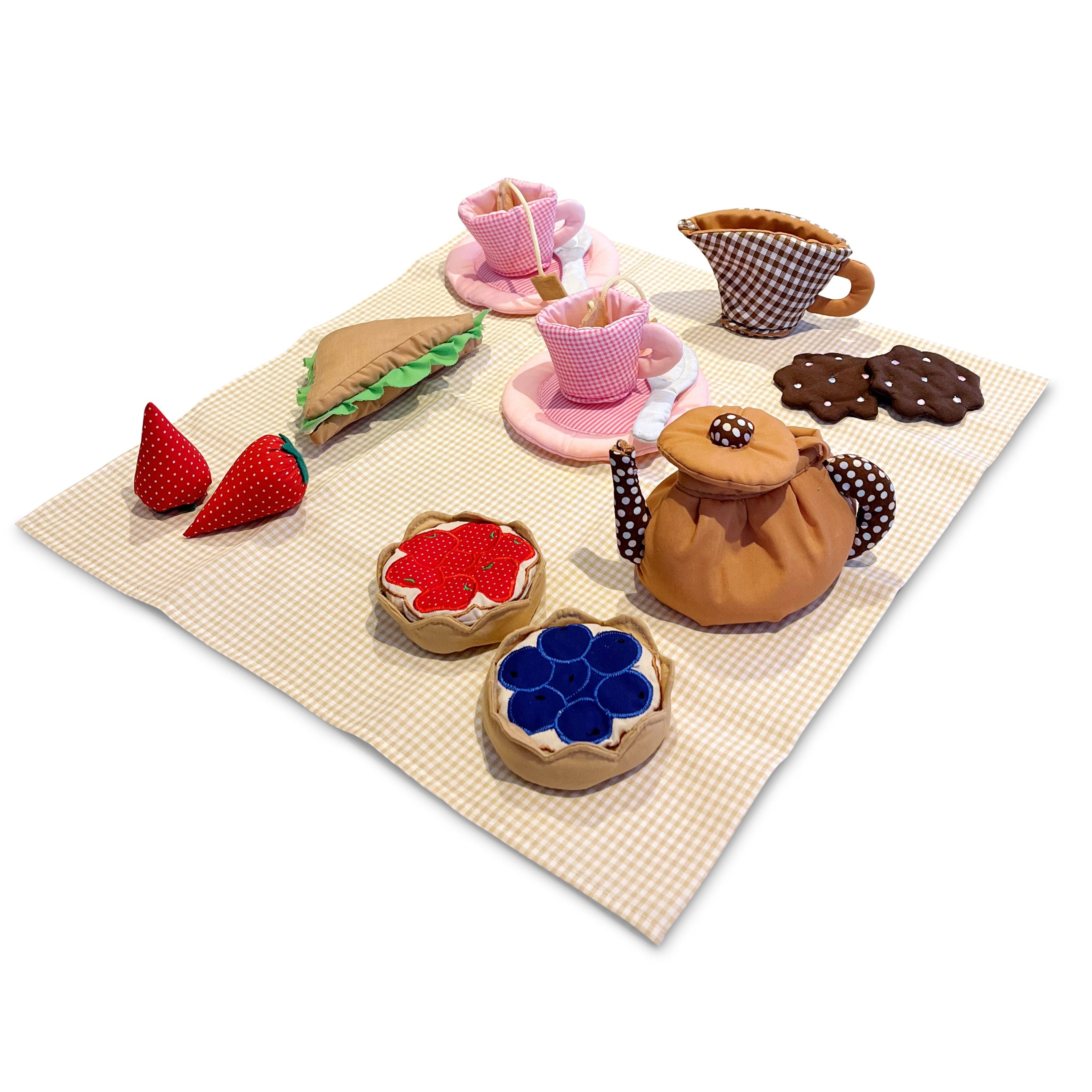 Oskar and Ellen Soft Tea Set