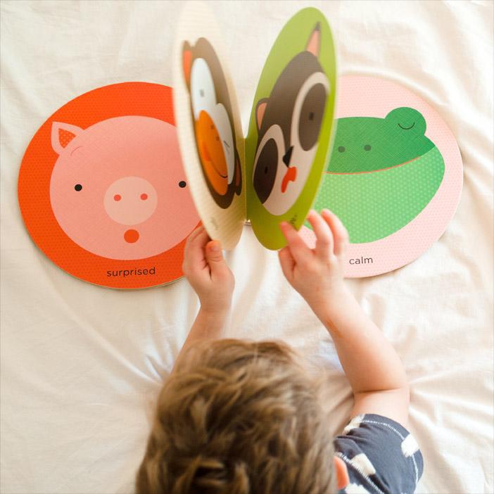 petit-collage-board-book-feelings- (7)