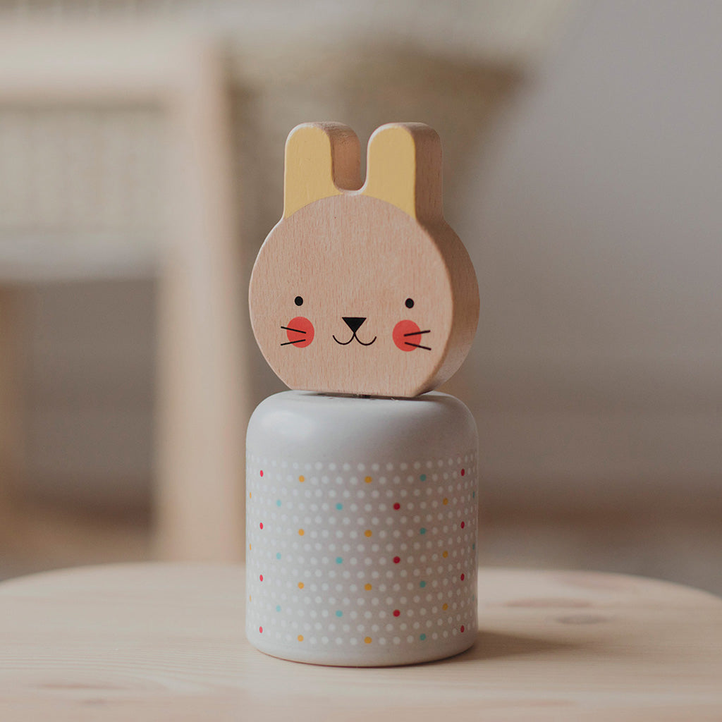 petit-collage-wooden-wind-up-musical-bunny- (3)