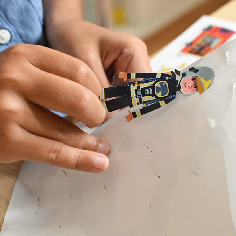 poppik-mini-discovery-firemen-educational-poster-with-22-stickers-popk-min002- (2)