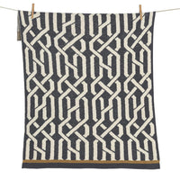 quax-knitted-blanket-cord- (1)