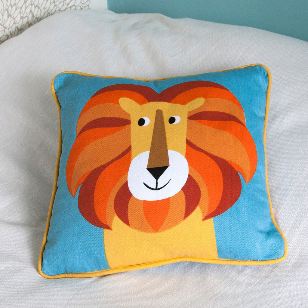 rex-charlie-the-lion-children-cushion-with-pad (2)