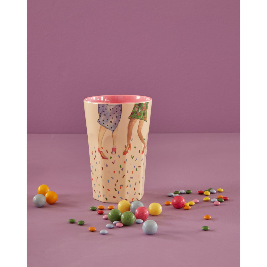 rice-dk-melamine-cup-with-dancing-legs-print-two-tone-tall-rice-melcu-ldale- (2)