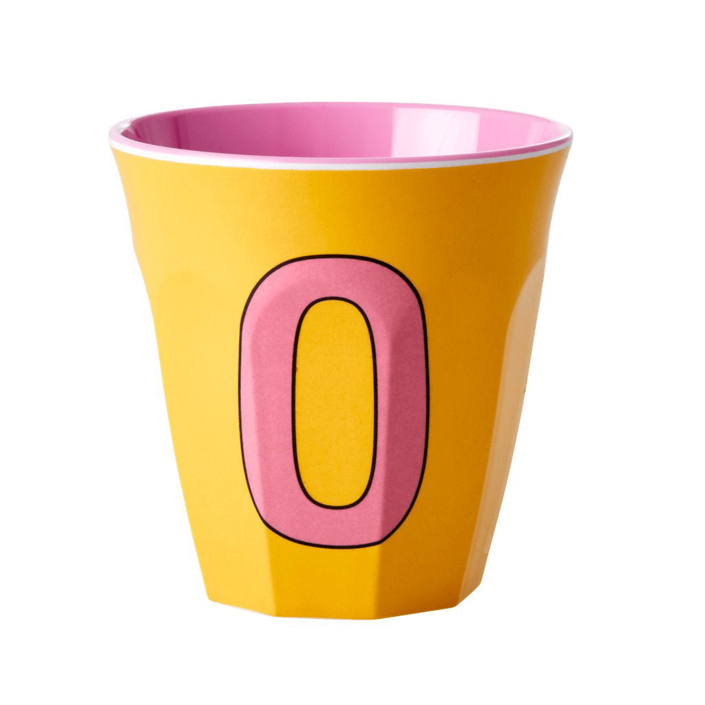 rice-dk-melamine-cup-with-the-letter-o-yellow-two-tone-medium-rice-melcu-alpoi-01