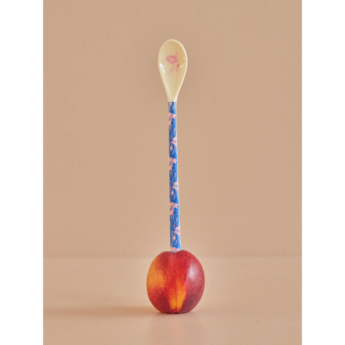 rice-dk-melamine-latte-spoon-in-lavender-rice-melsp-lss23xcppolo