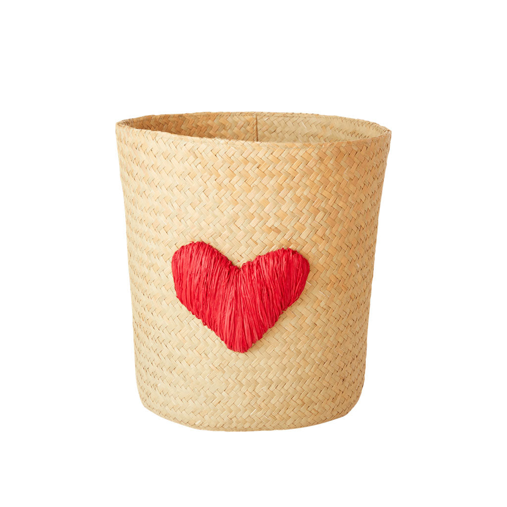 rice-dk-raffia-basket-with-heart-embroidery-rice-bgbea-shea-01