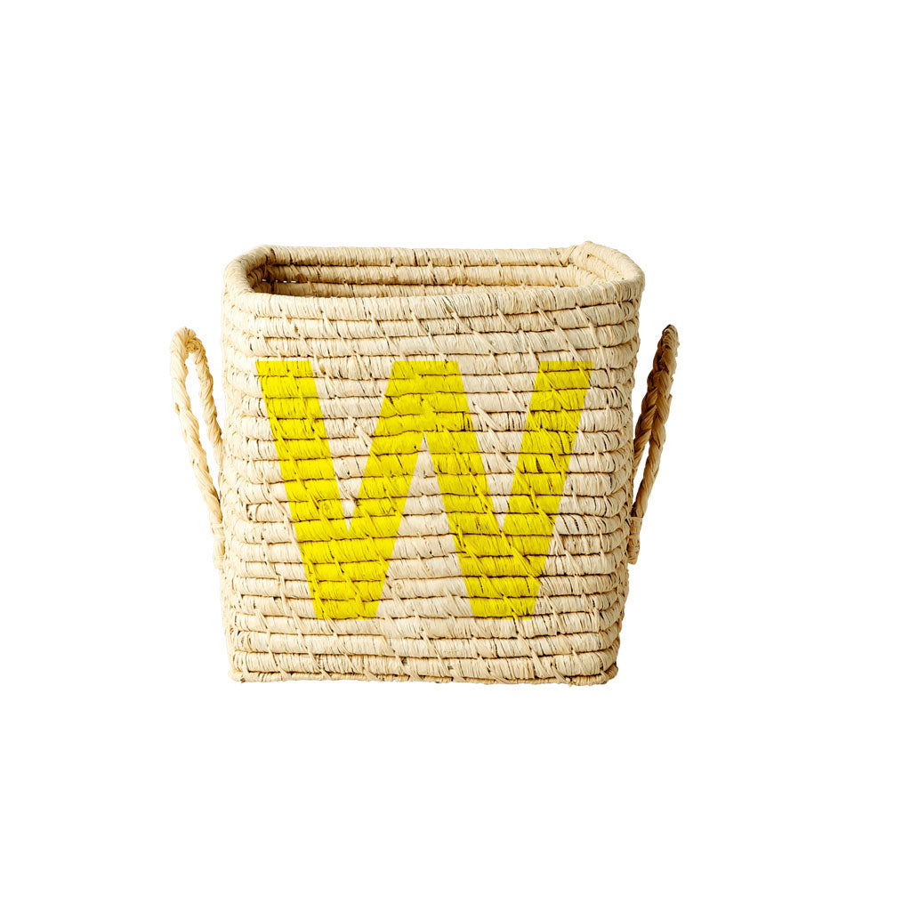 rice-dk-raffia-square-basket-with-painted-letter-w-rice-bsrat-20w-01