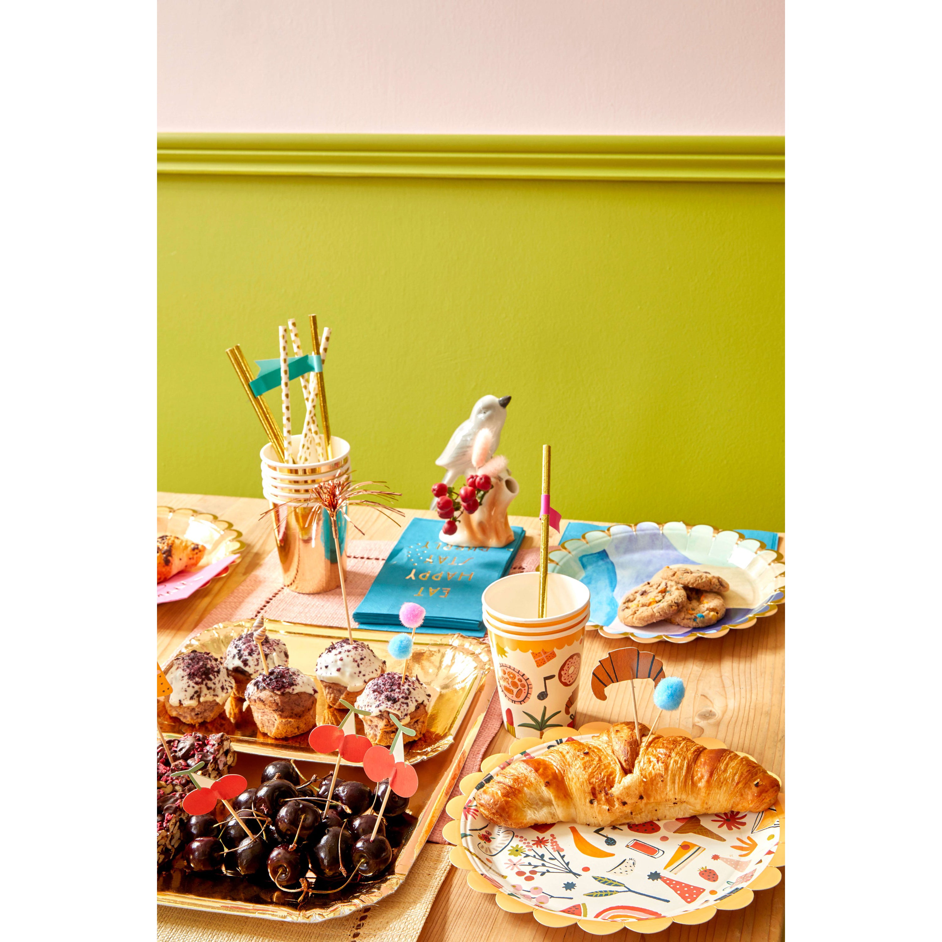 rice-dk-rectangular-paper-plate-in-gold-6pcs-small-rice-parpl-recgol- (3)