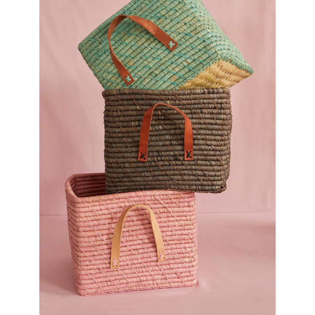 rice-dk-small-square-basket-raffia-mint-rice-bsrat-30mi-