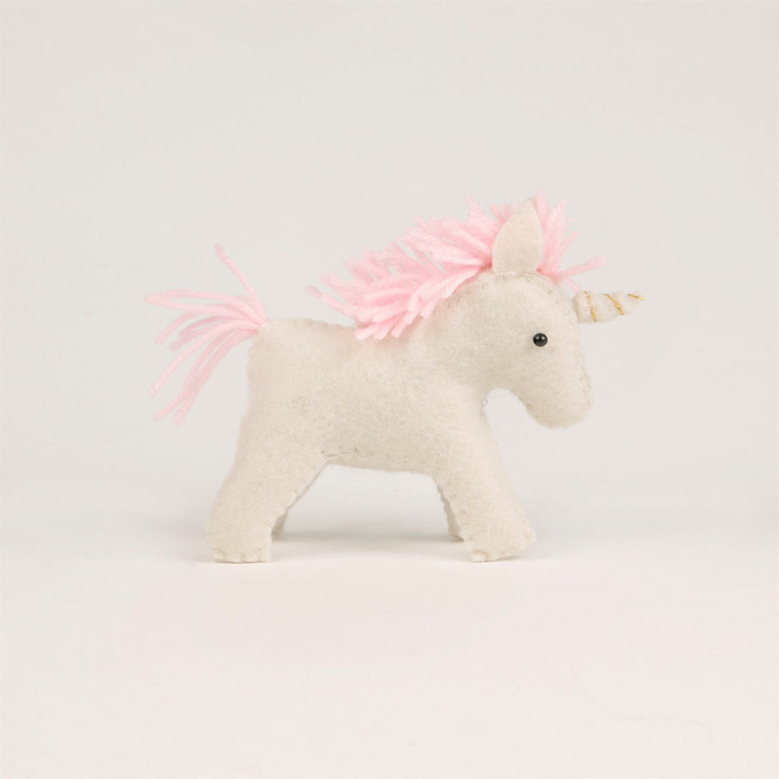 rjb-stone-magical-felt-unicorn-decoration-01