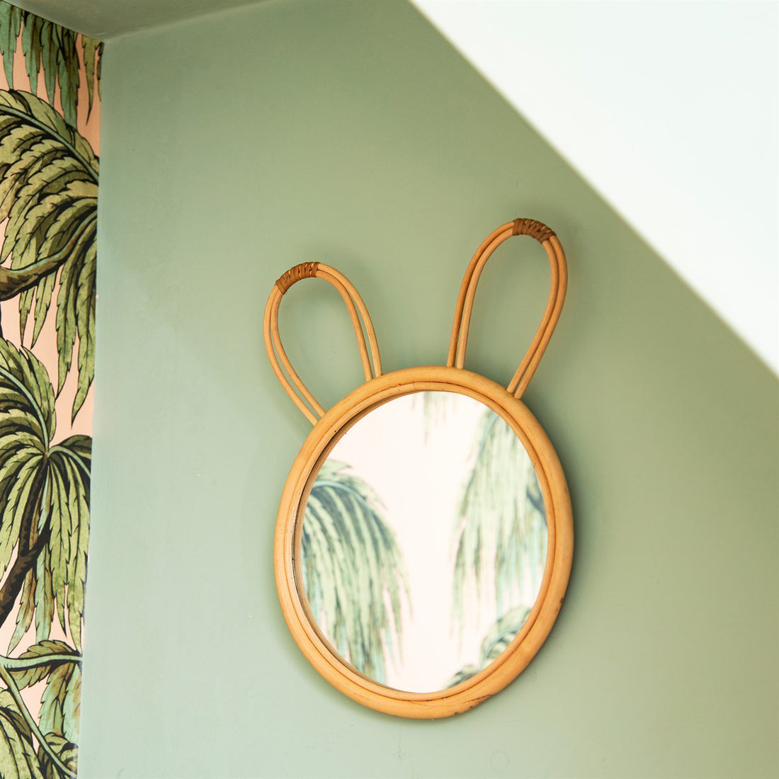 rjb-stone-rattan-bunny-mirror-2