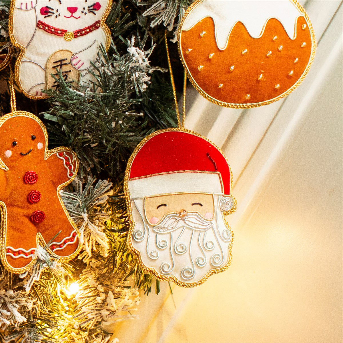 rjb-stone-santa-zari-decoration- (2)