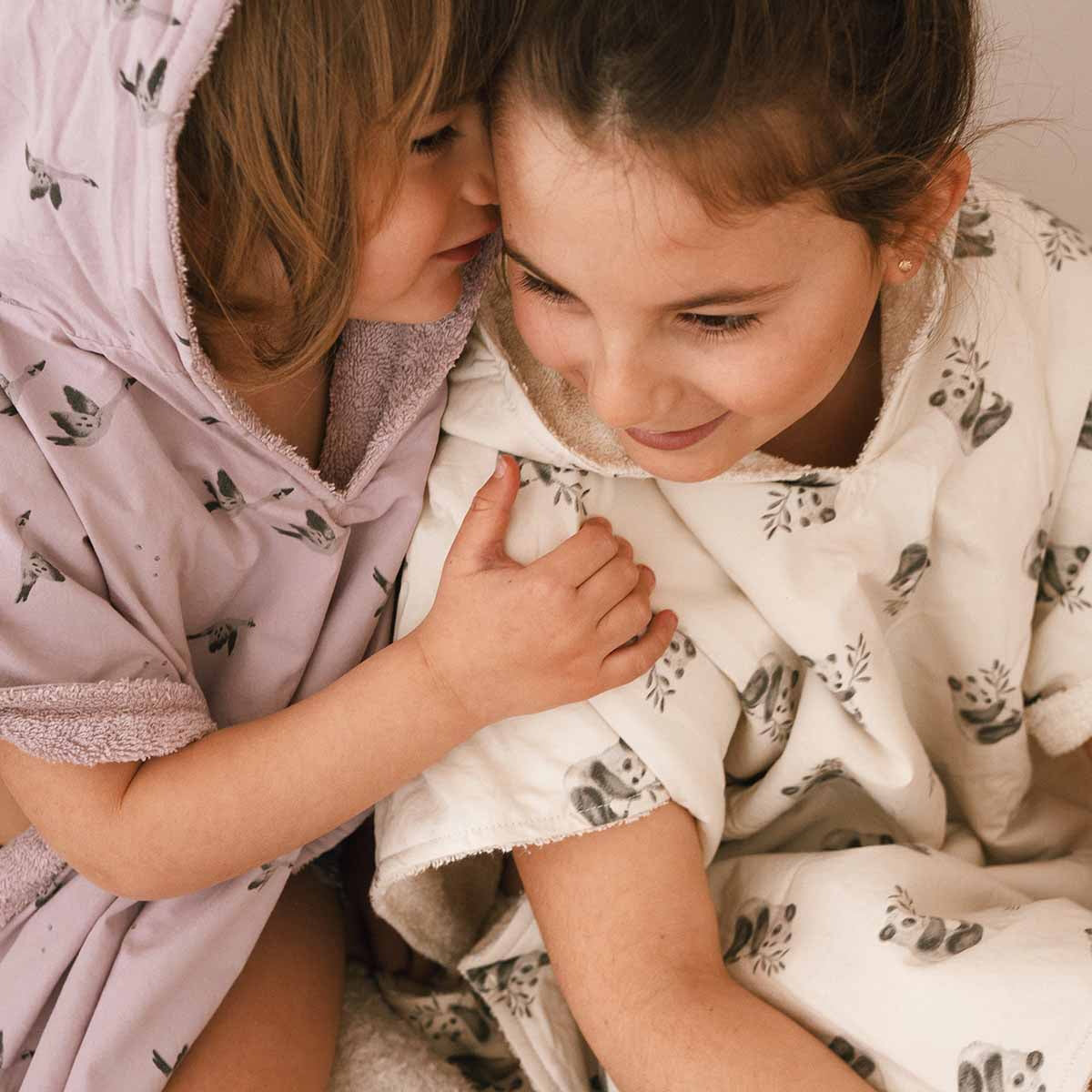 rose-in-april-bath-poncho-pepito-panda-print-with-terry-lining-natural-ria-art000000675 (2)