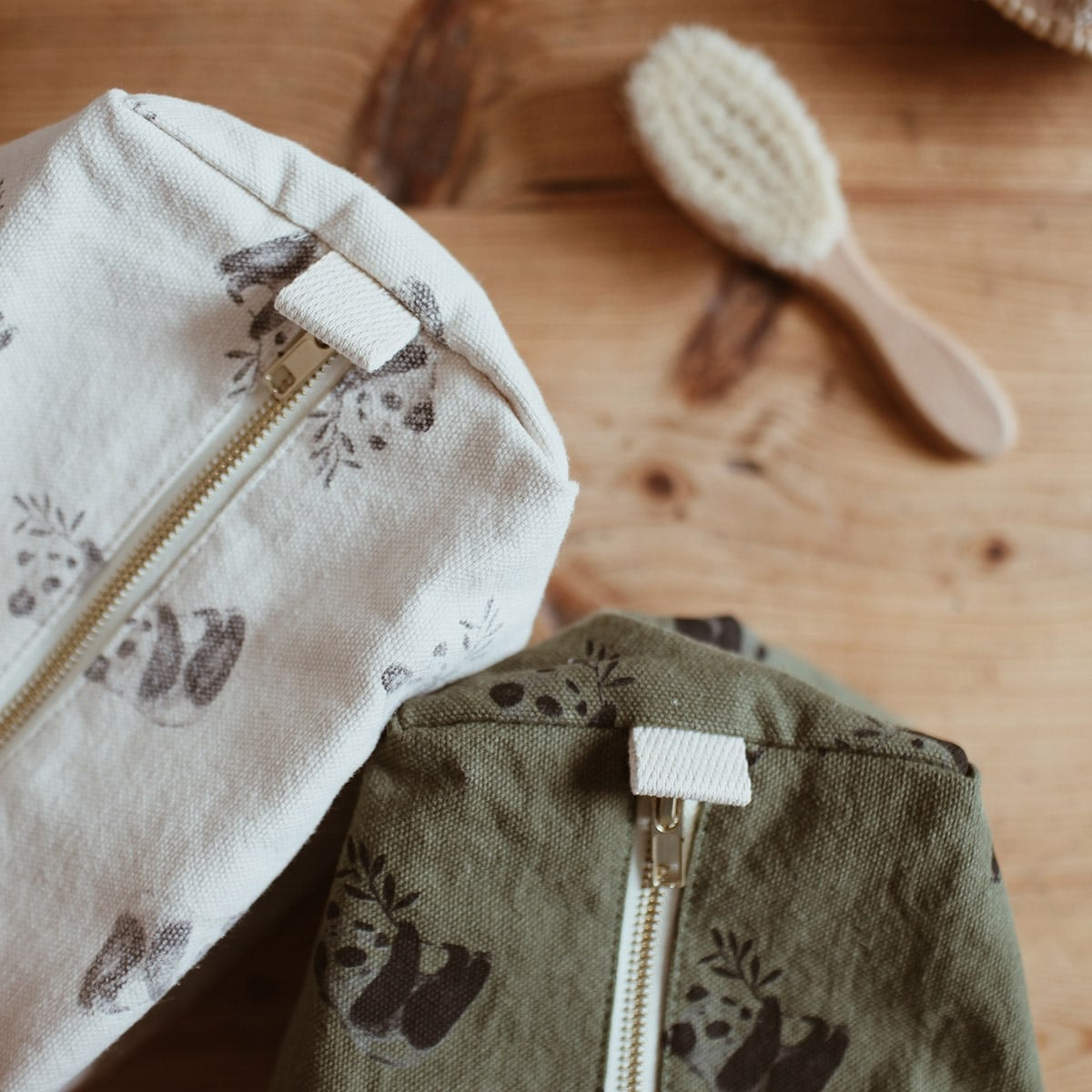 rose-in-april-toilet-bag-panda-print-natural-ria-art000000666- (4)