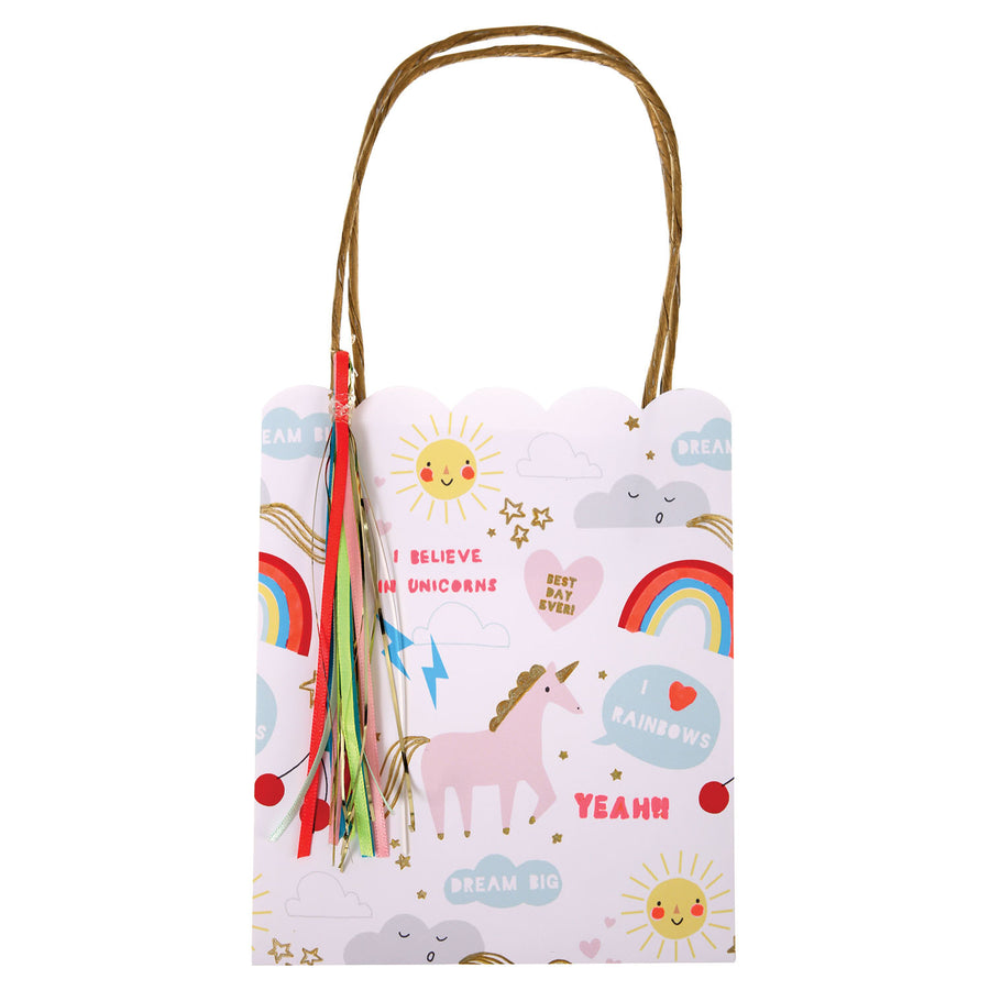 set-of-8-rainbow-unicorn-party-bags-01