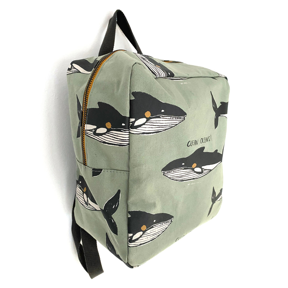studioloco-waterproof-cotton-canvas-backpack-whale-stul-backpack-whale- (1)