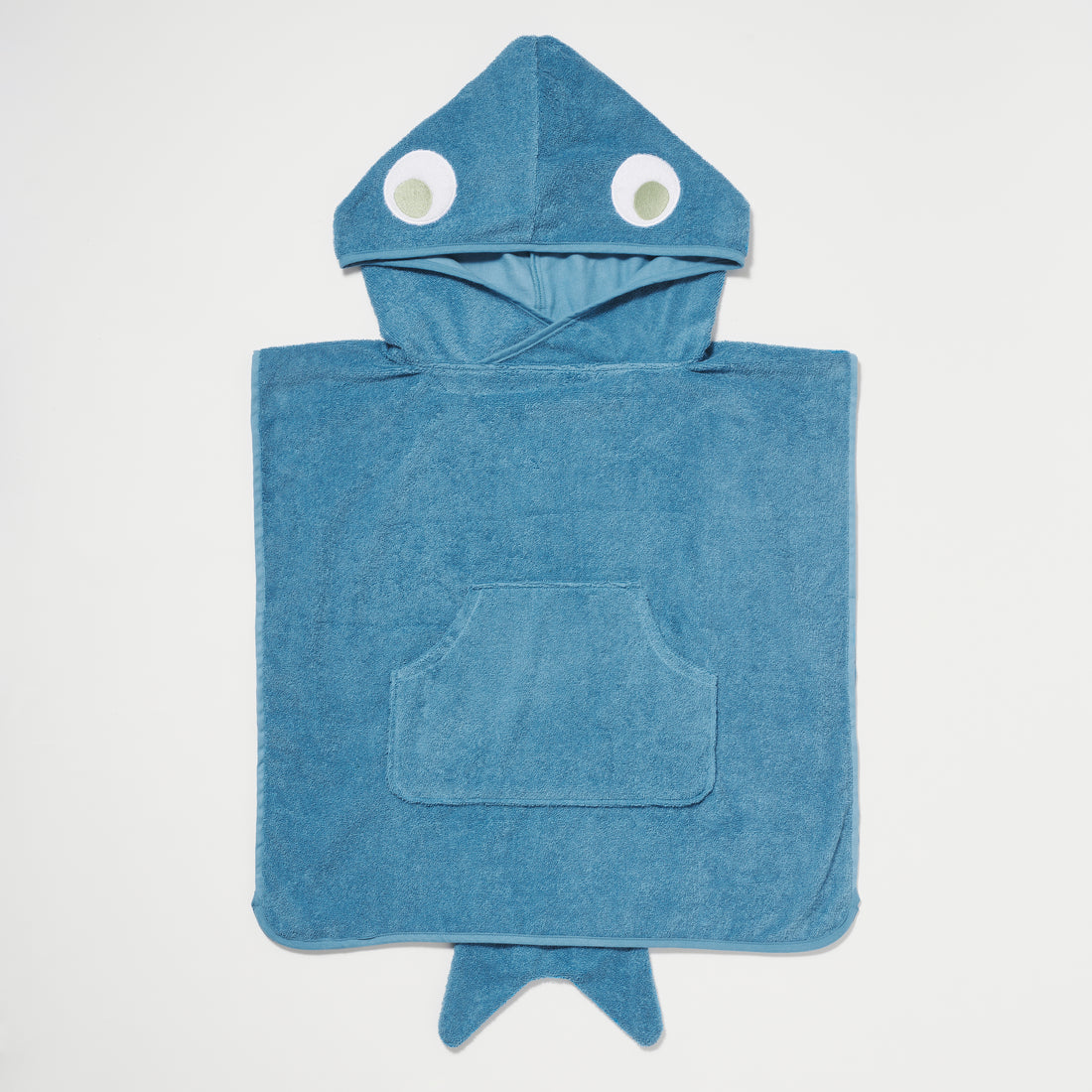 sunnylife-beach-hooded-towel-shark-tribe-deep-blue-sunl-s3vbhtst- (1)