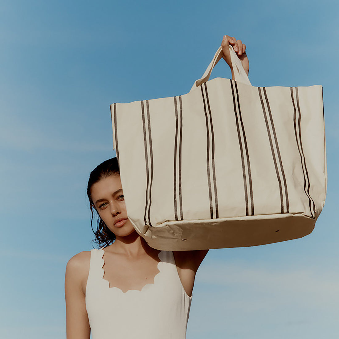 sunnylife-carryall-beach-bag-casa-tunisa-sunl-s30caris- (5)