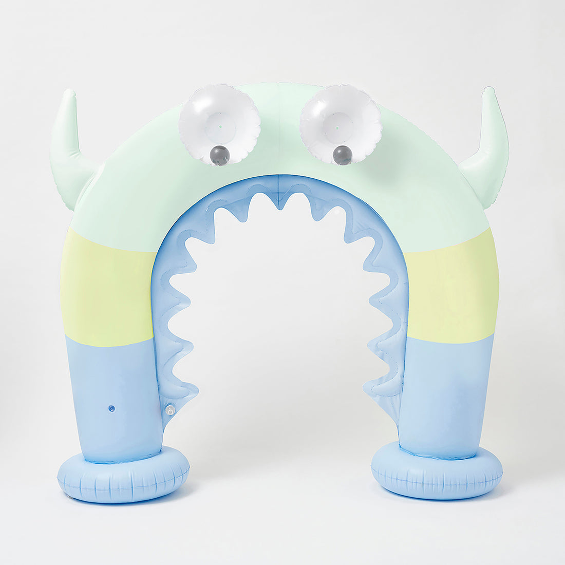 sunnylife-inflatable-giant-sprinkler-monty-the-monster-sunl-s2pspgmm- (1)