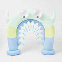 sunnylife-inflatable-giant-sprinkler-monty-the-monster-sunl-s2pspgmm- (2)