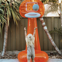 sunnylife-inflatable-mega-basketball-set-neon-pomelo-sunl-s1pmbsne- (3)