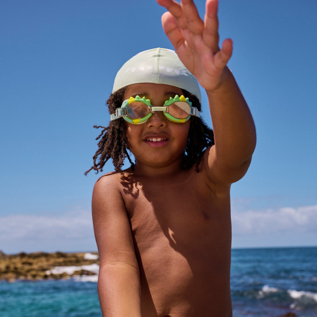 sunnylife-mini-swim-goggles-monster-sunl-s2vgogmm- (3)