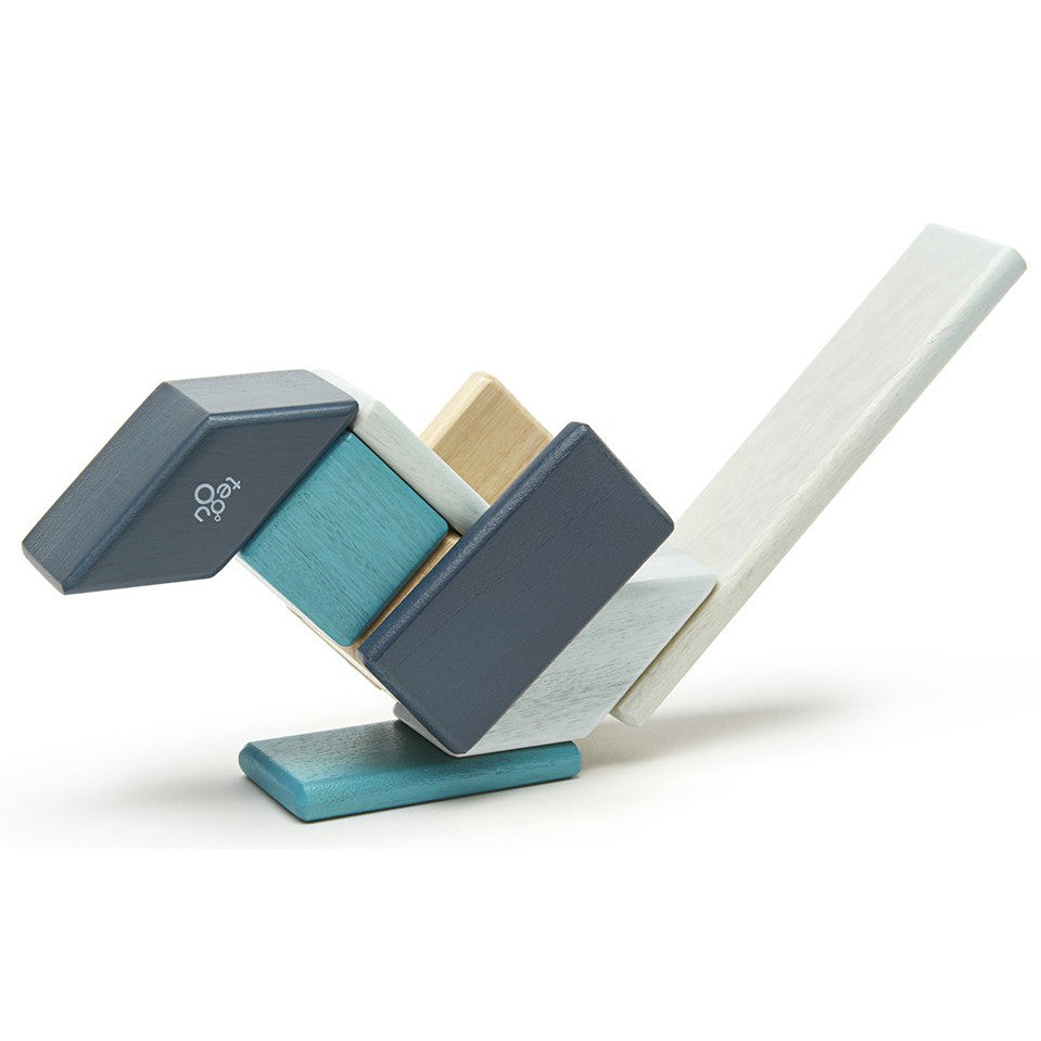tegu-blues-magnetic-wooden-block-02