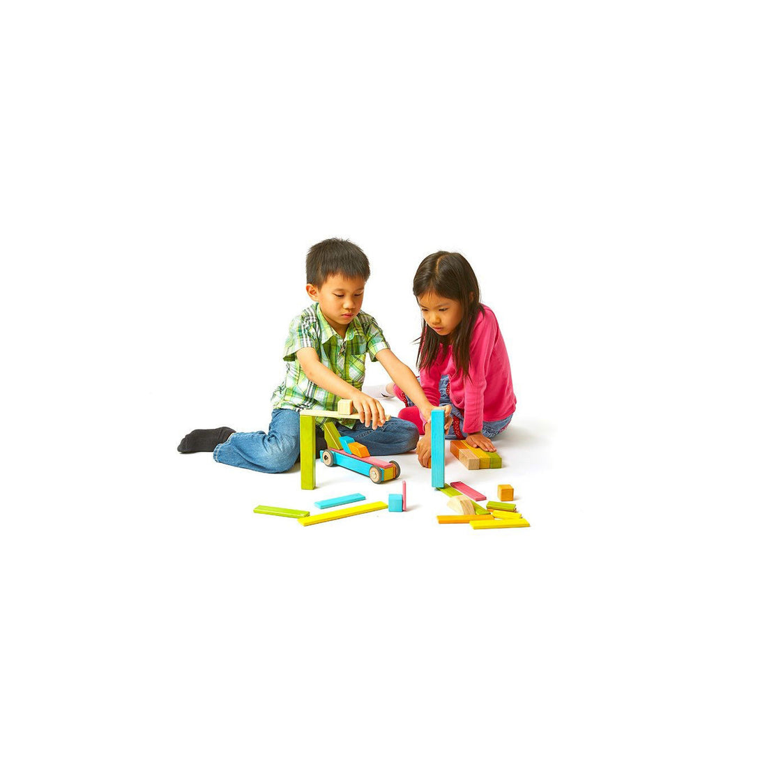 tegu-the-classroom-kit-130-magnetic-buidling-blocks- (3)