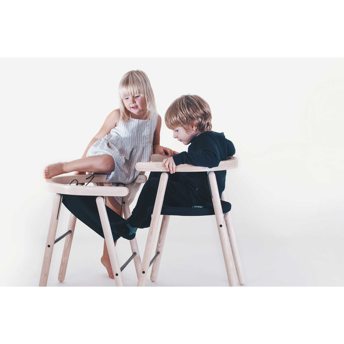tink-things-ika-swing-chair-natrual-wood-small-tink-004- (9)
