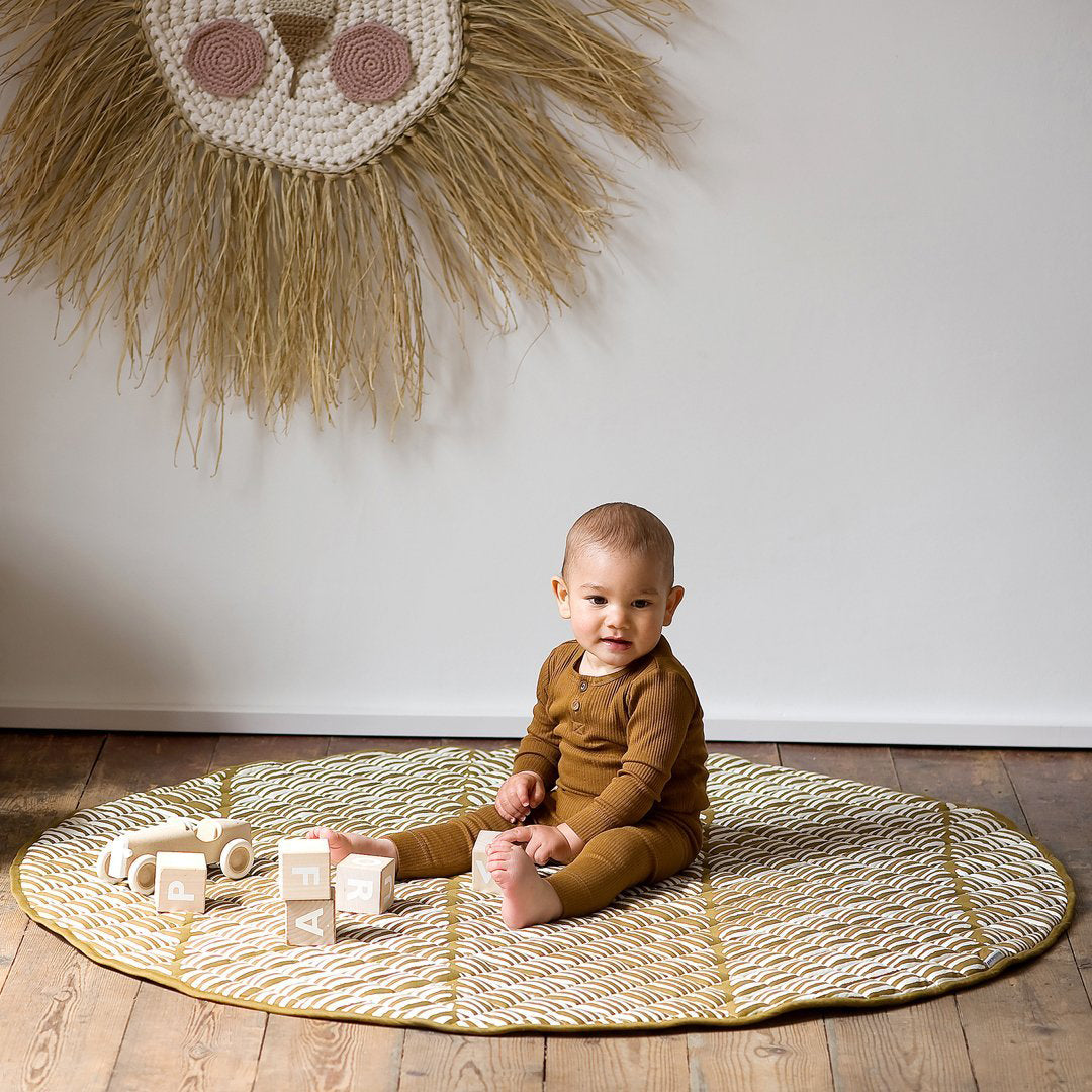 toddlekind-luxe-diaper-free-mat-sand-castle-123cm- (5)