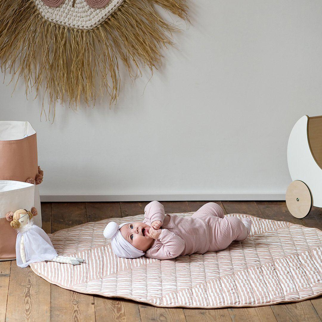 toddlekind-luxe-diaper-free-mat-sea-shell-123cm- (6)