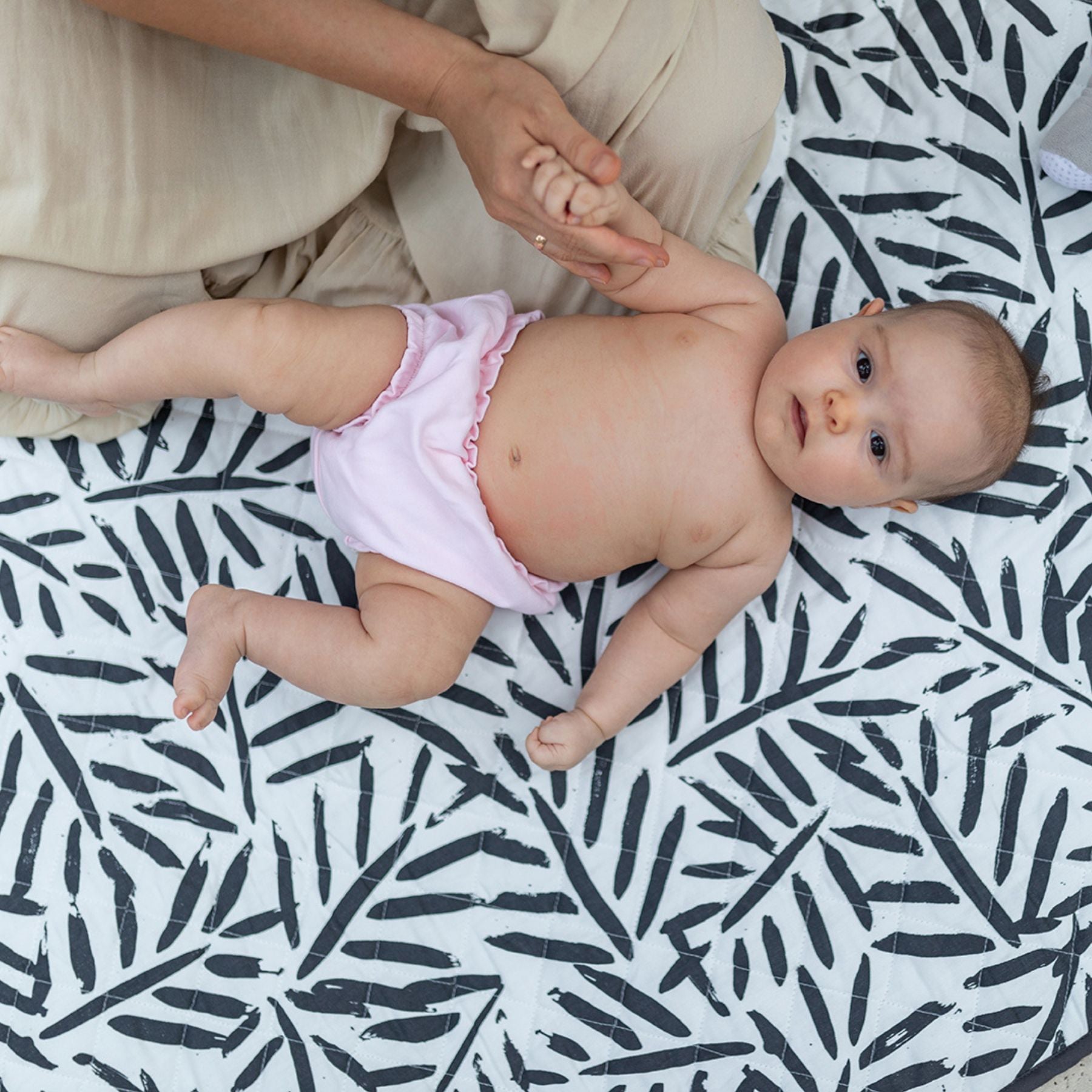 toddlekind-waterproof-organic-travel-mat-anchor-120x120cm- (5)