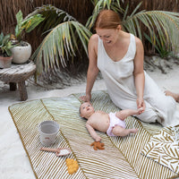 toddlekind-waterproof-organic-travel-mat-sand-castle-120x120cm- (6)