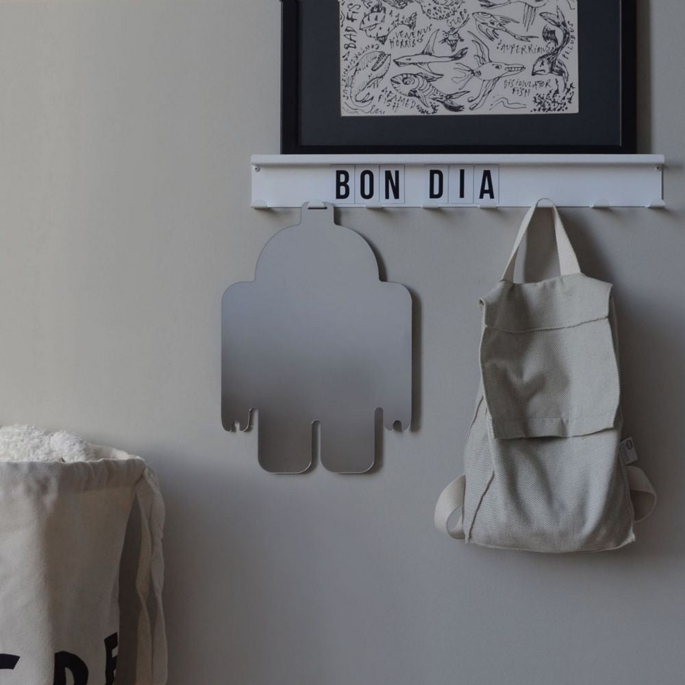 tresxics-hanging-mirror-robot- (2)