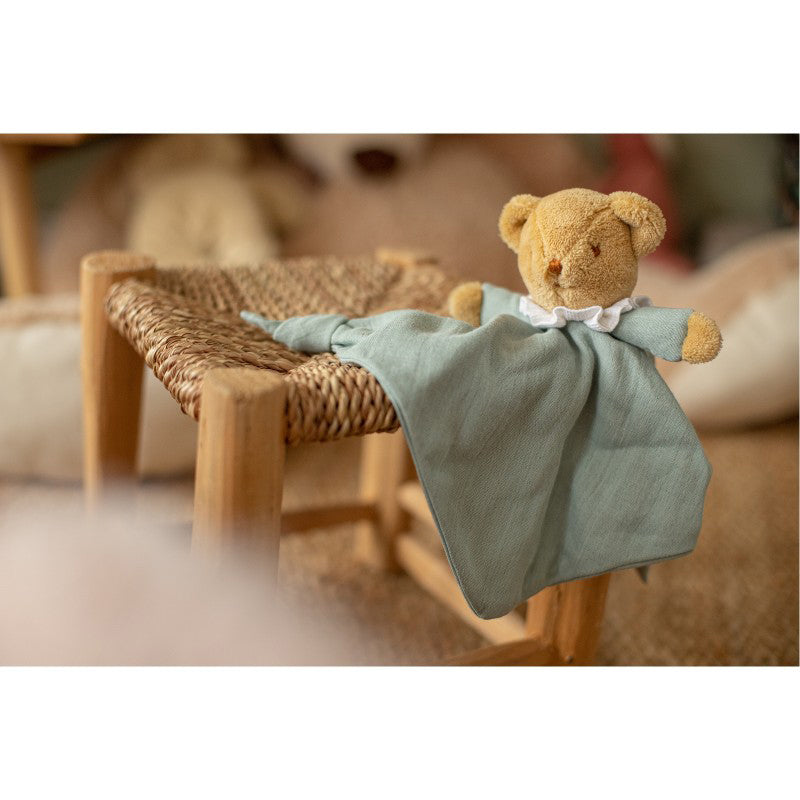 trousselier-bear-triangle-comforter-with-rattle-20cm-celadon-green-organic-cotton- (4)