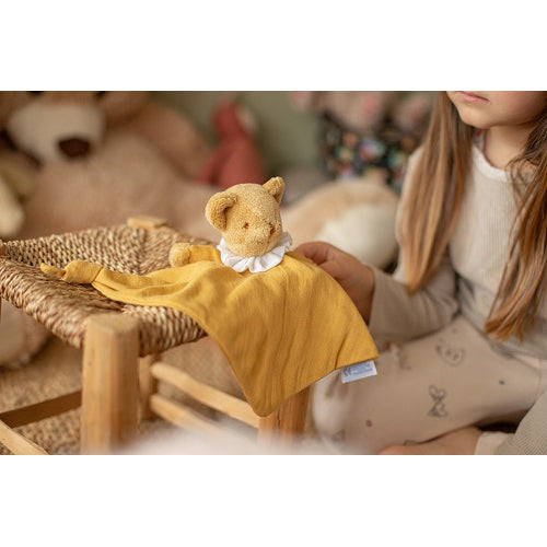 trousselier-bear-triangle-comforter-with-rattle-20cm-curry-organic-cotton-trou-v103162- (3)