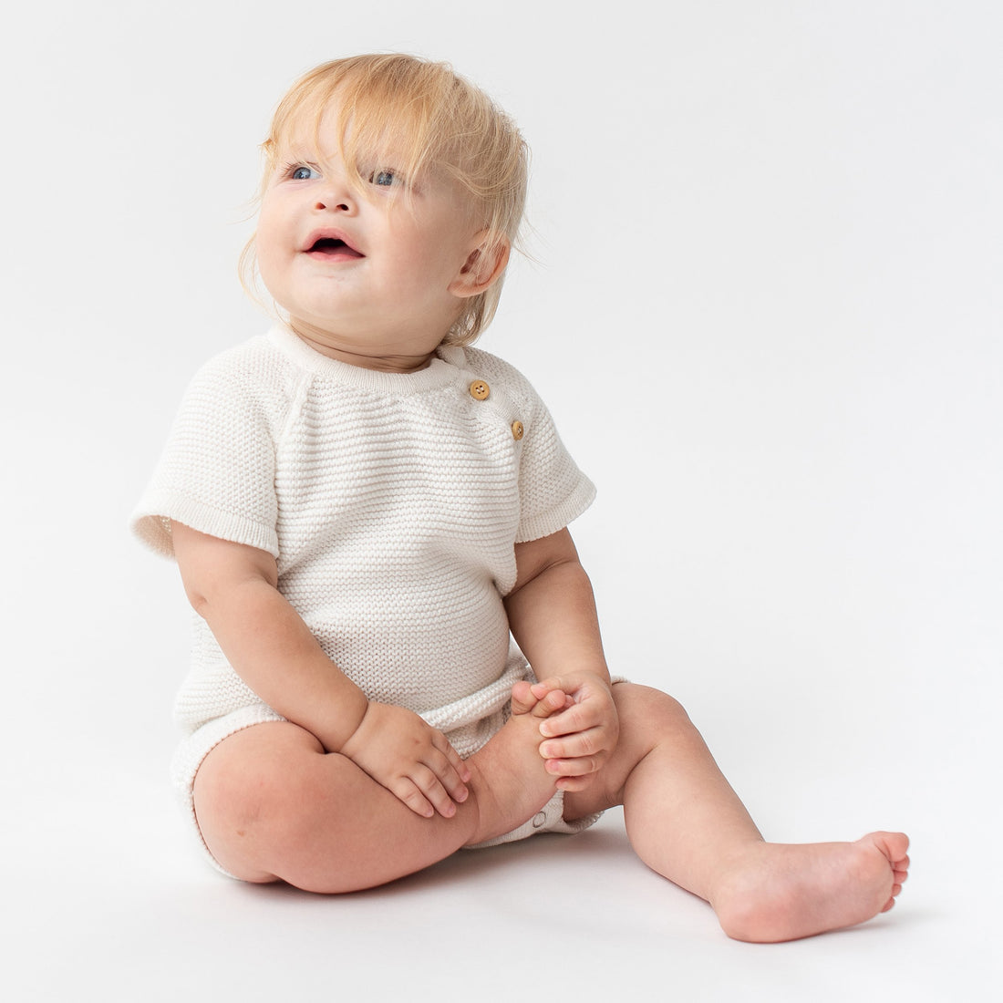 zestt-knit-baby-romper-short-soft-white- (2)