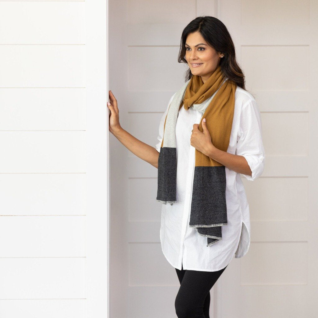 zestt-travel-scarf-bronze-colorblock- (2)